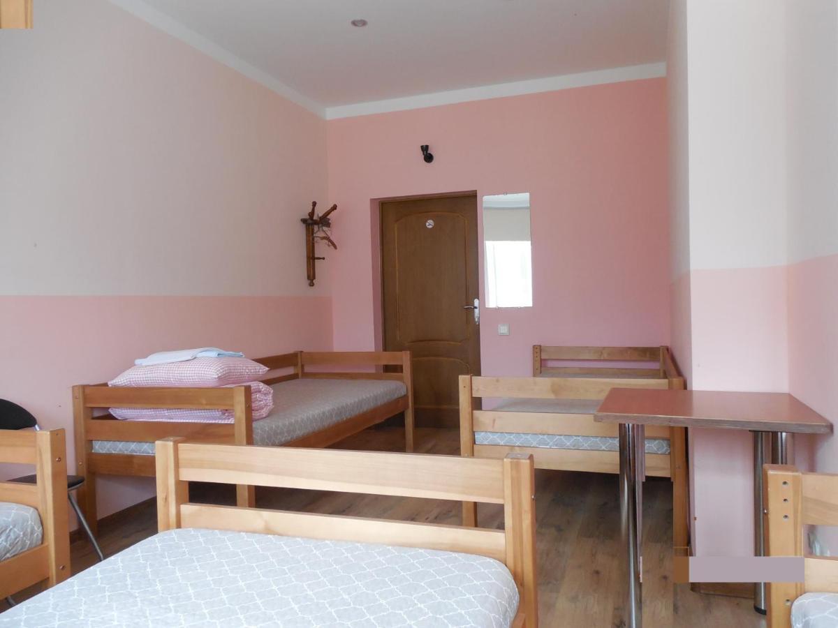 Gogol Park Hostel Riga Exterior foto