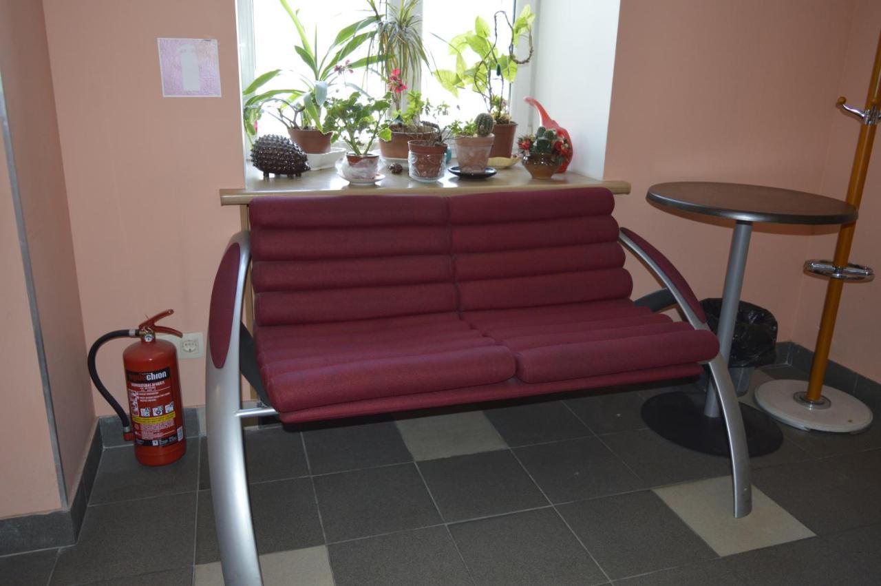 Gogol Park Hostel Riga Exterior foto
